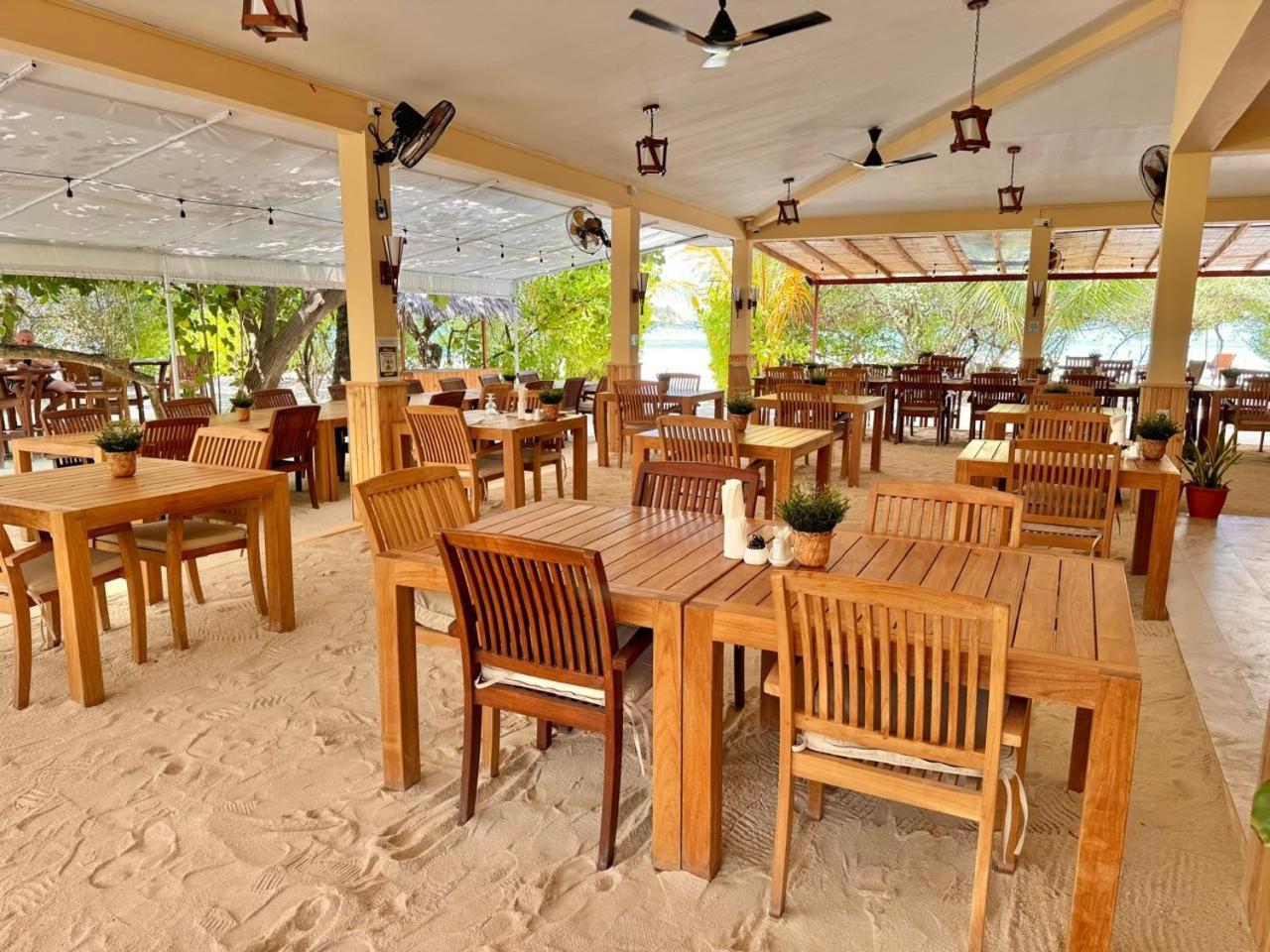 Pearl Sands Of Maldives