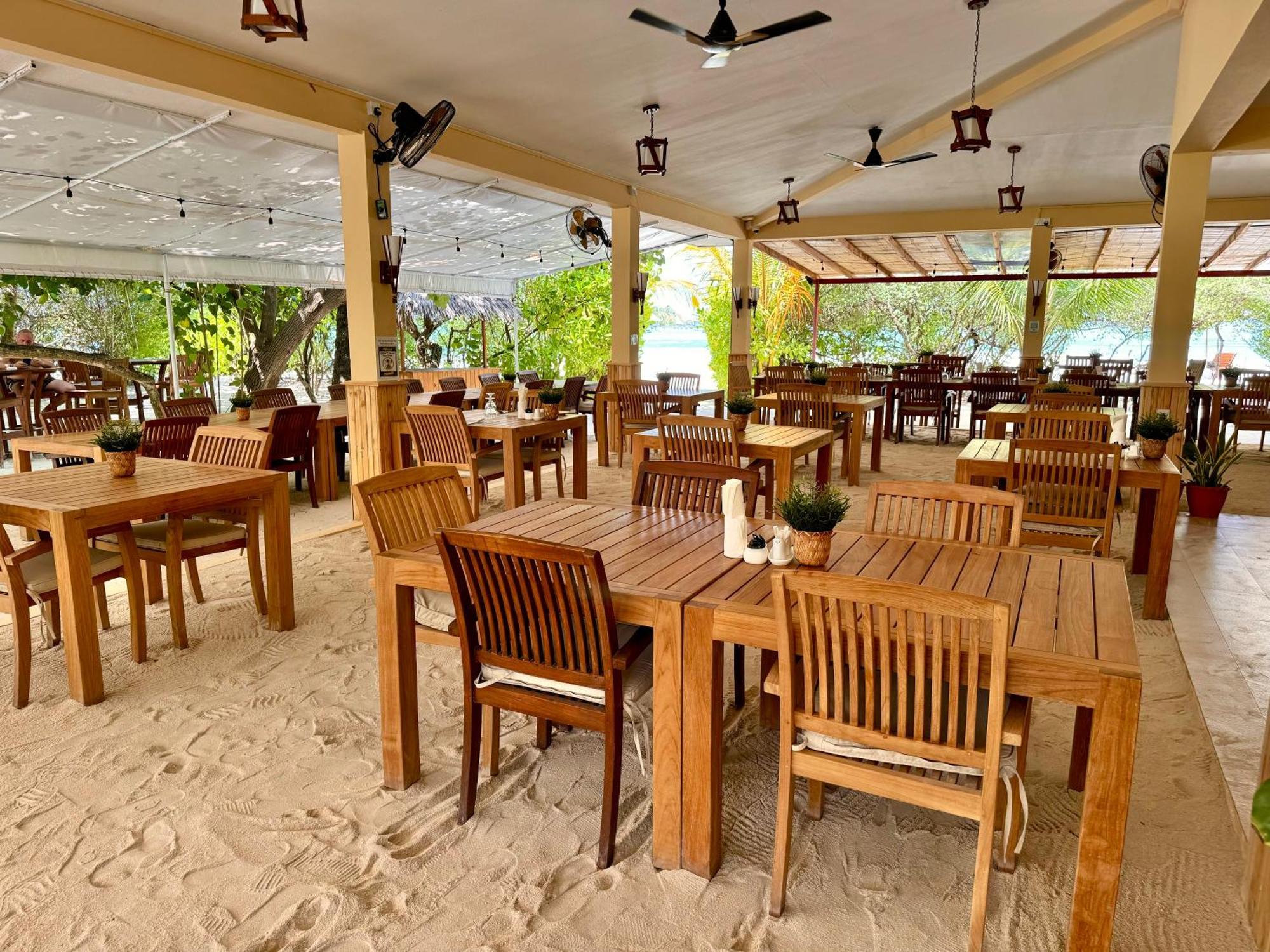Pearl Sands Of Maldives 4* Гураа